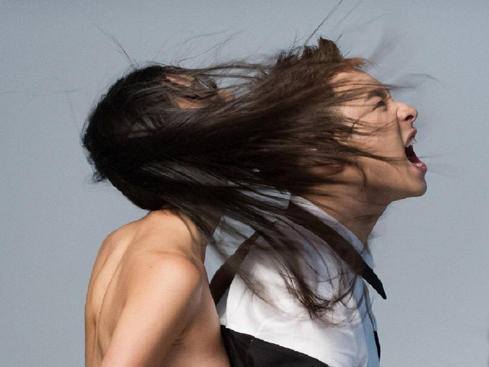 Ý tưởng tên gọi album mới của Phan Vỹ Bá lấy tên từ cuốn tiểu thuyết tâm lý “The Minds of Billy Milligan” của nhà văn Daniel Keyes viết về một tên tội phạm đa nhân cách Billy Milligan.