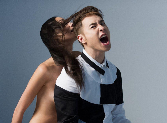 Album thứ 9 “The Story of Billy” sắp phát hành vào ngày 31/8 tới của nam ca sĩ Phan Vỹ Bá khiến dư luận cũng như người hâm mộ đặc biệt chú ý không chỉ vì phong cách mới trong âm nhạc mà còn từ những hình ảnh gây sốc của anh.