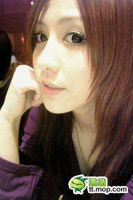 Lý Giai Hy, sinh viên ĐH Thượng Hải.