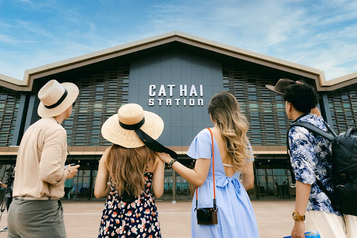 Nhà ga Cát Hải đi Phù Long (Ảnh: CTV) Nhà ga Cát Hải đi Phù Long (Ảnh: CTV)