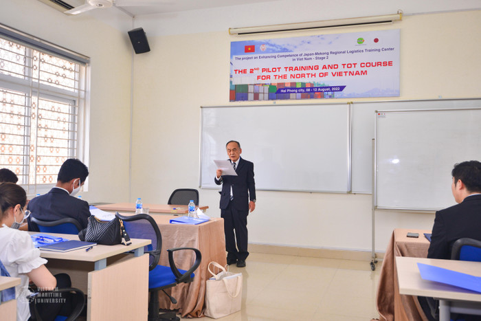 Ông Masaru Watanabe - Giám đốc Hiệp hội Hợp tác Giao thông vận tải Nhật (JICA) phát biểu tại một khoá đào tạo (Ảnh: Trung Kiên)