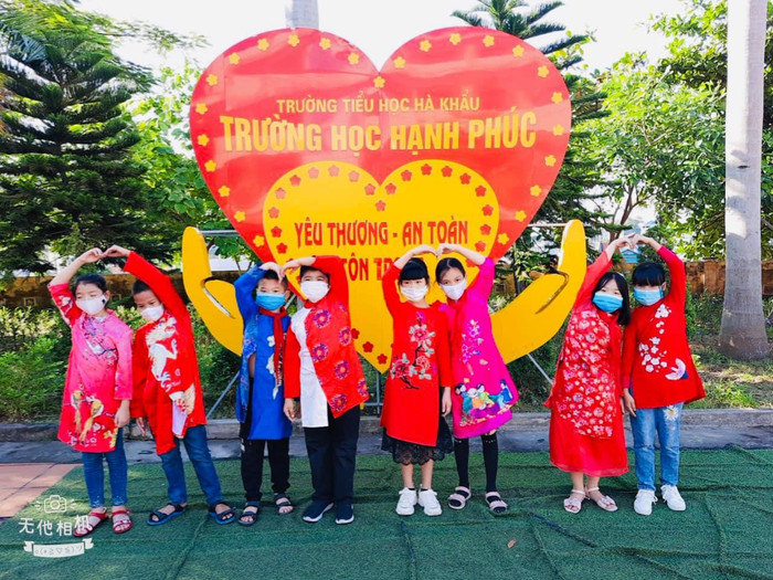 Trường học hạnh phúc là nơi giáo viên, học sinh được yêu thương, tôn trọng và an toàn (Ảnh: CTV) Trường học hạnh phúc là nơi giáo viên, học sinh được yêu thương, tôn trọng và an toàn (Ảnh: CTV)
