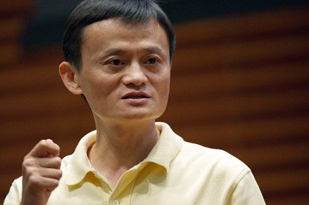 Nhưng với sự nhạy bén của mình, Jack Ma là người đầu tiên đã nhìn thấy cơ hội phát triển kinh doanh thông qua internet tại Trung Quốc. Ông bắt tay vào xây dựng mạng lưới tìm kiếm thông tin thương mại trên mạng và các dịch vụ kinh doanh khác qua các trang web như taobao.com, dịch vụ Ali-loan… Ngày nay Jack Ma lại được gọi là “Ông vua thương mại điện tử tại Trung Quốc”... NHỮNG HOTGIRL TỪNG THI ĐỖ THỦ KHOA ĐẠI HỌC Nhưng với sự nhạy bén của mình, Jack Ma là người đầu tiên đã nhìn thấy cơ hội phát triển kinh doanh thông qua internet tại Trung Quốc. Ông bắt tay vào xây dựng mạng lưới tìm kiếm thông tin thương mại trên mạng và các dịch vụ kinh doanh khác qua các trang web như taobao.com, dịch vụ Ali-loan… Ngày nay Jack Ma lại được gọi là “Ông vua thương mại điện tử tại Trung Quốc”... NHỮNG HOTGIRL TỪNG THI ĐỖ THỦ KHOA ĐẠI HỌC
