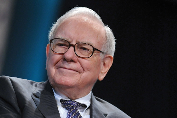 Theo xếp loại của tạp chí Forbes, Warren Buffett là nhà tỷ phú giàu thứ hai thế giới. Song ít ai biết thành công của Warren Buffett bắt nguồn từ đam mê, cay đắng và cả việc trượt ĐH Kinh doanh Harvard năm 19 tuổi. Ông từng nói về thất bại này: “Khi ấy tôi nghĩ đó là một sự kiện kinh khủng nhưng sau này nó lại biến thành chuyện may. Thất bại dạy bạn phải tiếp tục kiên cường bước tiếp". NHỮNG HOTGIRL TỪNG THI ĐỖ THỦ KHOA ĐẠI HỌC Theo xếp loại của tạp chí Forbes, Warren Buffett là nhà tỷ phú giàu thứ hai thế giới. Song ít ai biết thành công của Warren Buffett bắt nguồn từ đam mê, cay đắng và cả việc trượt ĐH Kinh doanh Harvard năm 19 tuổi. Ông từng nói về thất bại này: “Khi ấy tôi nghĩ đó là một sự kiện kinh khủng nhưng sau này nó lại biến thành chuyện may. Thất bại dạy bạn phải tiếp tục kiên cường bước tiếp". NHỮNG HOTGIRL TỪNG THI ĐỖ THỦ KHOA ĐẠI HỌC
