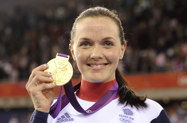 Câu chuyện về Victoria Pendleton – nữ VĐV đua xe đạp trong nhà vừa giành HCV và HCB Olympic 2012 giống như chuyện cổ tích. Từ nàng Lọ Lem, Victoria Pendleton sắp vụt sáng và có thể trở thành ngôi sao kiều diễm làng giải trí Anh quốc.
