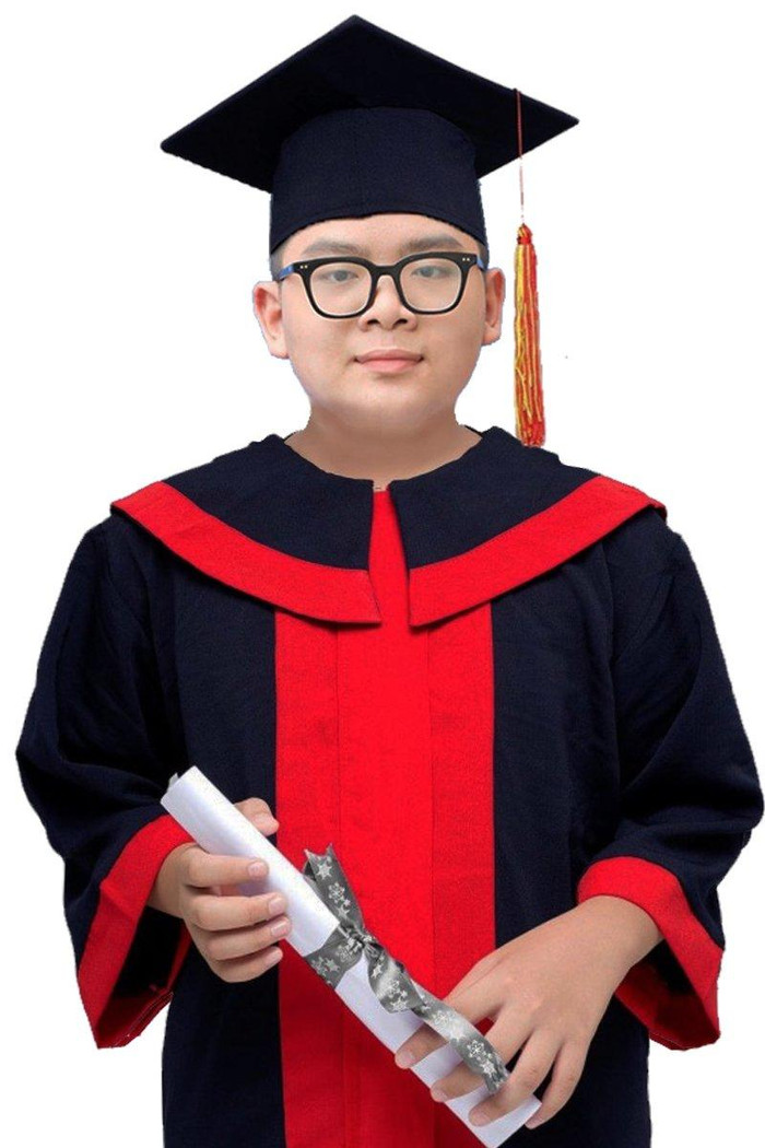 Em Nguyễn Hoàng Huy, học sinh Trường Trung học cơ sở Ngô Quyền cũng đạt thủ khoa Toán chuyên - Trường Trung học phổ thông chuyên Trần Phú với số điểm 41,40 (Ảnh: Ngọc Quyên)