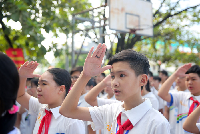 Học sinh Quảng Ninh nô nức, phấn khởi dự khai giảng năm học mới (Ảnh: CTV)
