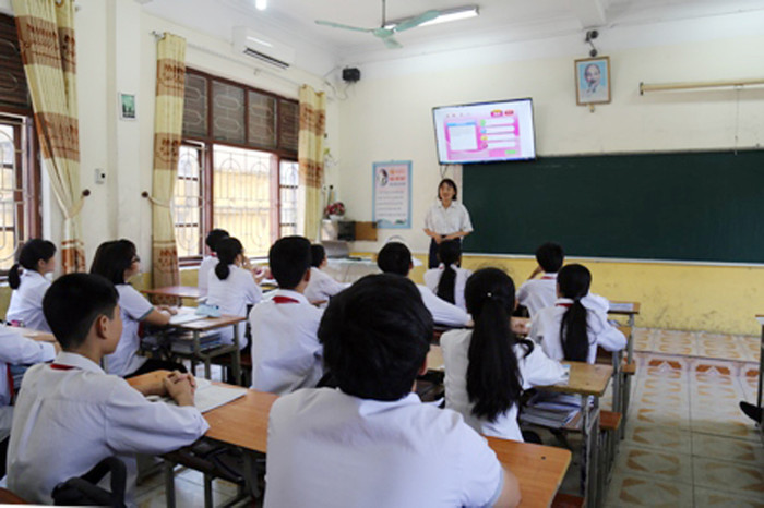 Cô giáo Hoàng Thị Thu là một trong 10 thí sinh tiêu biểu xuất sắc toàn quốc đạt giải tại vòng loại 1 của bảng C, Cuộc thi “Tuổi trẻ học tập và làm theo tư tưởng, đạo đức, phong cách Hồ Chí Minh” năm 2019 (Ảnh: CTV)