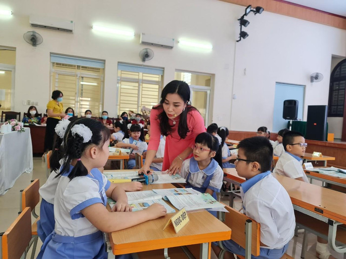 Hải Phòng sẽ có quy định các khoản thu dịch vụ phục vụ, hỗ trợ hoạt động giáo dục của nhà trường đối với các cơ sở giáo dục công lập (Ảnh: Lã Tiến)