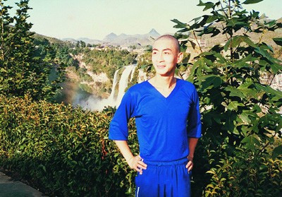 Chàng trai Chương Kim Lai (Lục Tiểu Linh Đồng) trước khi vào đoàn phim Tây Du Ký. Chàng trai Chương Kim Lai (Lục Tiểu Linh Đồng) trước khi vào đoàn phim Tây Du Ký.