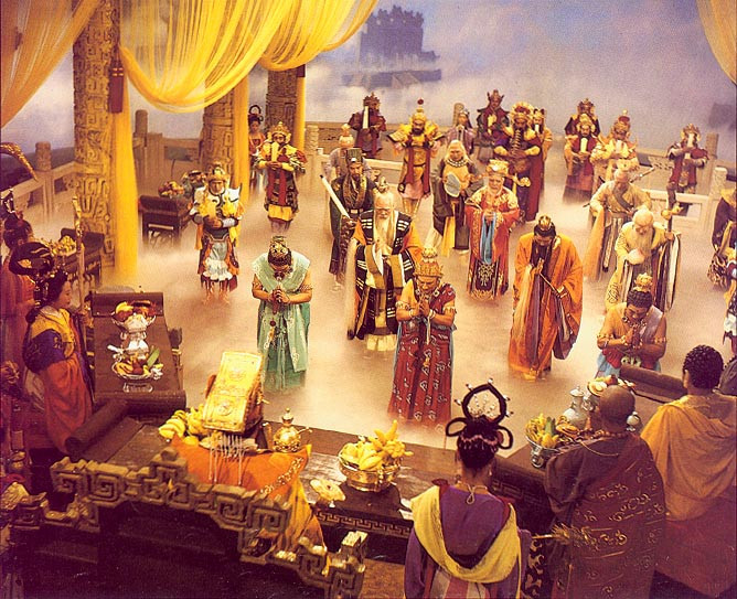 Quần tiên hội tụ trong tiệc bàn đào trên thiên đình. Quần tiên hội tụ trong tiệc bàn đào trên thiên đình.