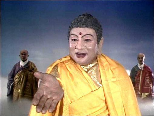 Chu Long Quảng trong tạo hình nhân vật Phật Tổ Như Lai. Chu Long Quảng trong tạo hình nhân vật Phật Tổ Như Lai.