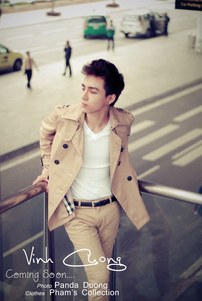 Style thời trang đậm chất lịch lãm, trẻ trung và phong cách Hàn Quốc. Đây cũng là style được các nam thần tượng xứ Kim Chi đặc biệt yêu thích. Stylist: Hoàng Long Photo: Panda Duong Make up: Hà My Fashion: Pham Collecsion (259 Phan Châu Trinh - TP. HCM) Xem thêm: Style thời trang mùa hè/ Sơ mi xinh cho dân công sở.