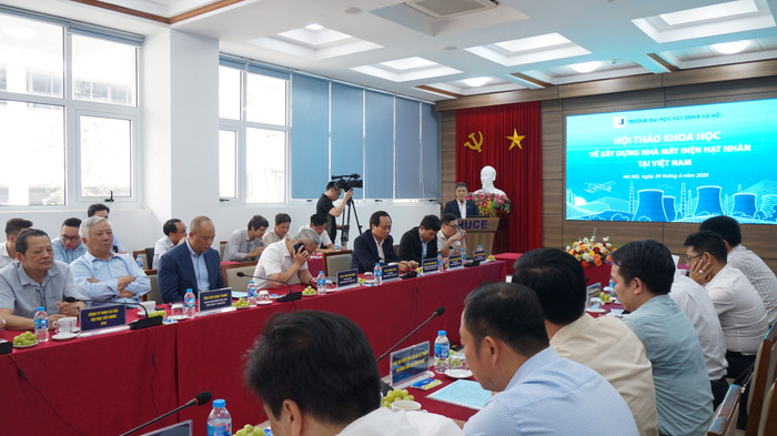 Hội thảo có sự tham gia của nhiều lãnh đạo, đại diện từ các cơ quan quản lý nhà nước, đơn vị chức năng, doanh nghiệp và chuyên gia khoa học. Ảnh: Lưu Diễm. DSC09096.JPG
