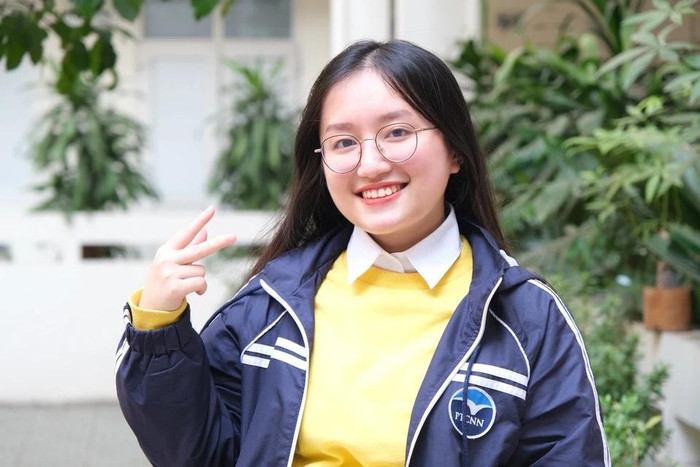 Lê Hoàng Tiên - học sinh lớp 12 chuyên Anh, Trường Trung học phổ thông Chuyên Ngoại ngữ (Hà Nội). Ảnh: NVCC.