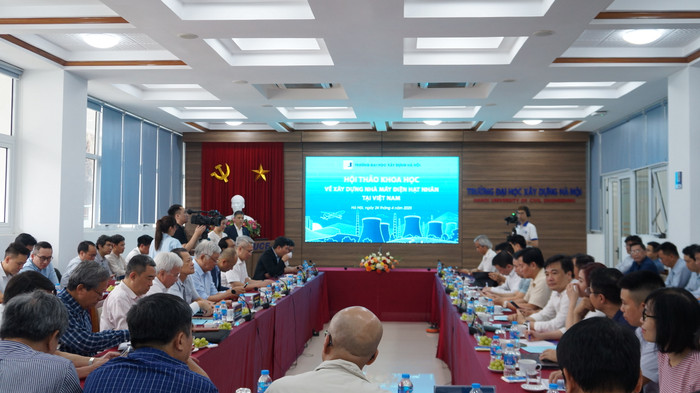 Toàn cảnh hội thảo khoa học. Ảnh: Lưu Diễm. DSC09100.JPG