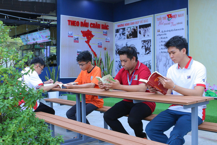 “Không gian Văn hóa Hồ Chí Minh” và Không gian sinh hoạt Cộng đồng sinh viên cụm nhà B.B. Ảnh: Trung tâm Quản lý Ký túc xá, Đại học Quốc gia Thành phố Hồ Chí Minh.