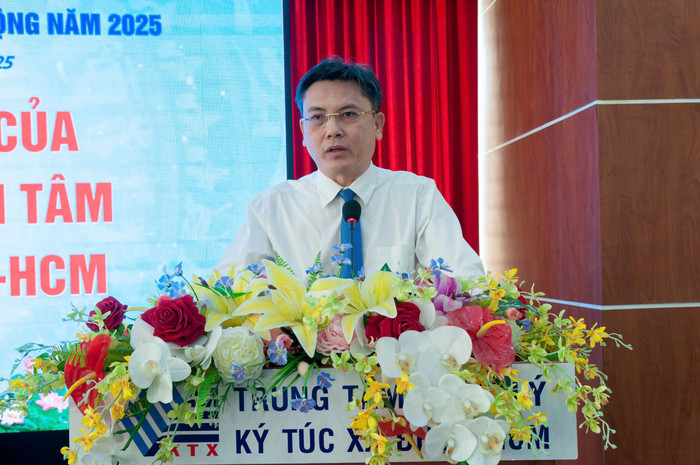Phó Giáo sư, Tiến sĩ Nguyễn Minh Tâm – Phó Giám đốc Đại học Quốc gia Thành phố Hồ Chí Minh phát biểu chỉ đạo Hội nghị. Ảnh: Trung tâm Quản lý Ký túc xá, Đại học Quốc gia Thành phố Hồ Chí Minh. Phó Giáo sư, Tiến sĩ Nguyễn Minh Tâm – Phó Giám đốc Đại học Quốc gia Thành phố Hồ Chí Minh phát biểu chỉ đạo Hội nghị. Ảnh: Trung tâm Quản lý Ký túc xá, Đại học Quốc gia Thành phố Hồ Chí Minh.