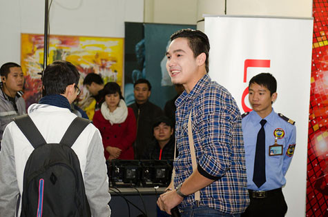 Hot boy Baggio cũng có mặt với vai trò là MC của chương trình