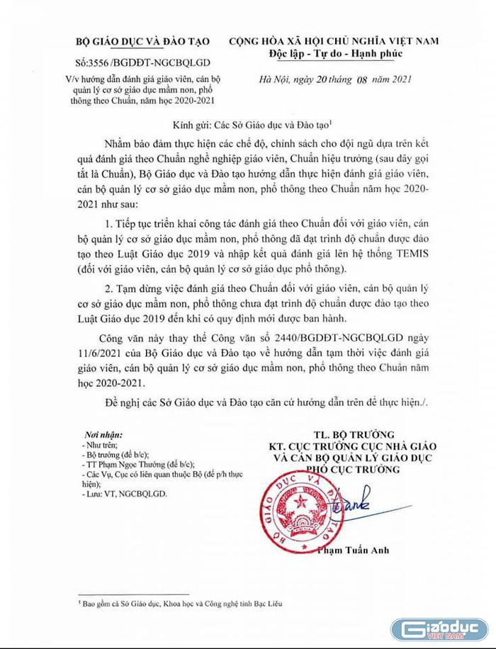 Các trường vẫn tiếp tục được yêu cầu đánh giá chuẩn nghề nghiệp và tải minh chứng lên hệ thống TEMIS (Ảnh: Thanh An) Các trường vẫn tiếp tục được yêu cầu đánh giá chuẩn nghề nghiệp và tải minh chứng lên hệ thống TEMIS (Ảnh: Thanh An)