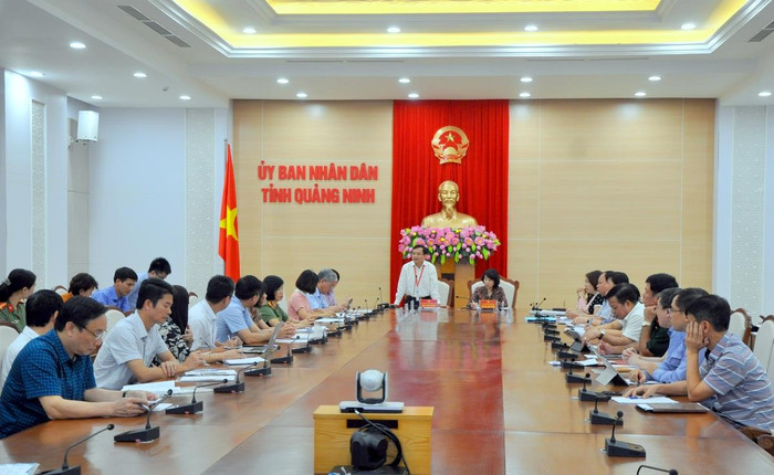 Ông Mai Văn Trinh, Cục trưởng Cục Quản lý chất lượng (Bộ Giáo dục và Đào tạo) yêu cầu Ban chỉ đạo tỉnh Quảng Ninh phải đặt quyền lợi thí sinh lên cao nhất (Ảnh: CTV) Ông Mai Văn Trinh, Cục trưởng Cục Quản lý chất lượng (Bộ Giáo dục và Đào tạo) yêu cầu Ban chỉ đạo tỉnh Quảng Ninh phải đặt quyền lợi thí sinh lên cao nhất (Ảnh: CTV)