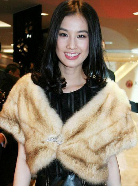 Huỳnh Thánh Y. Huỳnh Thánh Y.