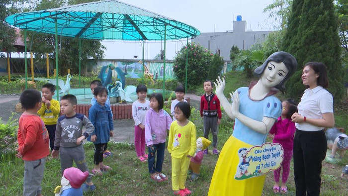 Cô giáo mầm non nỗ lực rèn luyện theo gương Bác Cô giáo mầm non nỗ lực rèn luyện theo gương Bác