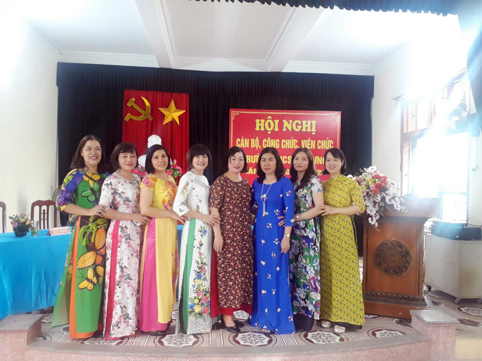 Trường Trung học cơ sở An Hưng chú trọng xây dựng đội ngũ nhà giáo giỏi về chuyên môn, vững về bản lĩnh chính trị (Ảnh: LT) Trường Trung học cơ sở An Hưng chú trọng xây dựng đội ngũ nhà giáo giỏi về chuyên môn, vững về bản lĩnh chính trị (Ảnh: LT)