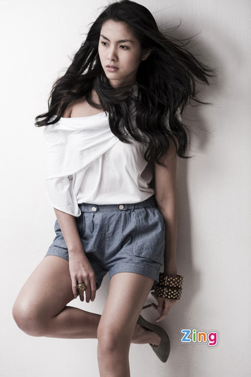 4. Vì một sự thật hiển nhiên, mặc đẹp giúp bạn đẹp hơn chính bản thân mình rất nhiều. Xem thêm: Thời trang công sở / Bộ sưu tập váy xinh chào hè 2012. 4. Vì một sự thật hiển nhiên, mặc đẹp giúp bạn đẹp hơn chính bản thân mình rất nhiều. Xem thêm: Thời trang công sở / Bộ sưu tập váy xinh chào hè 2012.