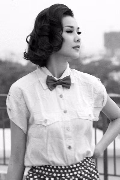 3. Vì bạn sẽ chẳng bao giờ biết chuyện gì sẽ xảy ra với mình ngày hôm nay. Nhỡ lát nữa một cái hẹn bất thình lình nhưng không thể từ chối rơi từ trên trời xuống thì sao? Xem thêm: Thời trang công sở / Bộ sưu tập váy xinh chào hè 2012.