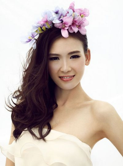 SBD 01 An Tả Na (Angela), chiều cao 1,72m, đến từ Thiểm Tây. Hiện cô là sinh viên Đại học Ngoại ngữ Tây An. SBD 01 An Tả Na (Angela), chiều cao 1,72m, đến từ Thiểm Tây. Hiện cô là sinh viên Đại học Ngoại ngữ Tây An.