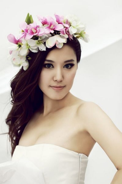 SBD 14 Miêu Đình, chiều cao 1,75m, đến từ Đại Liên. Hiện cô là sinh viên Đại học Sư phạm Liêu Ninh. SBD 14 Miêu Đình, chiều cao 1,75m, đến từ Đại Liên. Hiện cô là sinh viên Đại học Sư phạm Liêu Ninh.