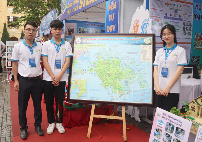 Nhiều sản phẩm STEM với hàm lượng khoa học cao (Ảnh: LT)