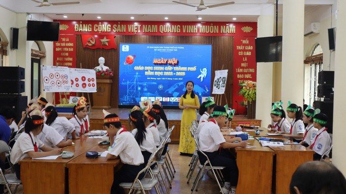 Tiết dạy minh hoạ trong ngày hội giáo dục STEM (Ảnh: LT)