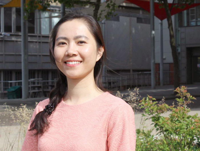 Cô Nguyễn Thị Sinh - Giáo viên dạy tiếng Anh, Trường Trung học cơ sở & Trung học phổ thông M.V. Lômônôxốp (Nam Từ Liêm, Hà Nội). Ảnh: NVCC. Cô Nguyễn Thị Sinh - Giáo viên dạy tiếng Anh, Trường Trung học cơ sở & Trung học phổ thông M.V. Lômônôxốp (Nam Từ Liêm, Hà Nội). Ảnh: NVCC.