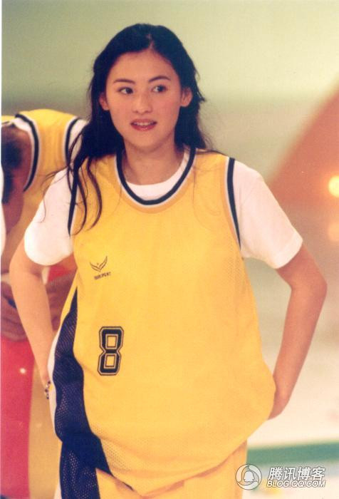 Ngày 19/8/2011, Tạ Đình Phong và Trương Bá Chi chính thức ly hôn.