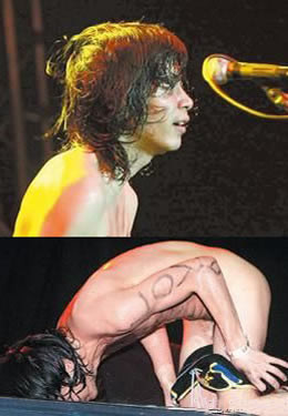 Trong buổi diễn ở Đài Bắc, ca sĩ hát chính Mineta của nhóm nhạc Ginkgo Boyz của Nhật Bản đã cởi bỏ hầu hết quần áo chỉ để lại độc chiếc quần lót, cuối cùng anh chàng ca sĩ xứ mặt trời mọc này đột nhiên lột nốt "mảnh vải" cuối cùng trên cơ thể khiến khán giả gần như phát cuồng. Sau đó anh chàng này bị cảnh sát tóm để hỏi cung vì hành động phi đạo đức và đồi trụy này. Ban tổ chức thì giải thích “tại lúc cúi chào khán giả, do không cẩn thận nên quần bị tụt”… Trong buổi diễn ở Đài Bắc, ca sĩ hát chính Mineta của nhóm nhạc Ginkgo Boyz của Nhật Bản đã cởi bỏ hầu hết quần áo chỉ để lại độc chiếc quần lót, cuối cùng anh chàng ca sĩ xứ mặt trời mọc này đột nhiên lột nốt "mảnh vải" cuối cùng trên cơ thể khiến khán giả gần như phát cuồng. Sau đó anh chàng này bị cảnh sát tóm để hỏi cung vì hành động phi đạo đức và đồi trụy này. Ban tổ chức thì giải thích “tại lúc cúi chào khán giả, do không cẩn thận nên quần bị tụt”…