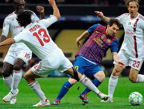 Nesta đã phong tỏa Messi rất tốt - Ảnh EFE Nesta đã phong tỏa Messi rất tốt - Ảnh EFE