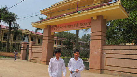 Trường THPT Lê Xoay - một trong những trường ở Vĩnh Phúc có tỉ lệ đăng ký thi ĐH, CĐ rất cao Trường THPT Lê Xoay - một trong những trường ở Vĩnh Phúc có tỉ lệ đăng ký thi ĐH, CĐ rất cao
