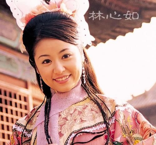 Kiến Ninh của Lâm Tâm Như có một số thay đổi, không có sự bạo ngược và bị ngược đãi trên người Kiến Ninh, tất cả đều chỉ là vui đùa với Tiểu Bảo, hơn nữa chơi rất văn nhã