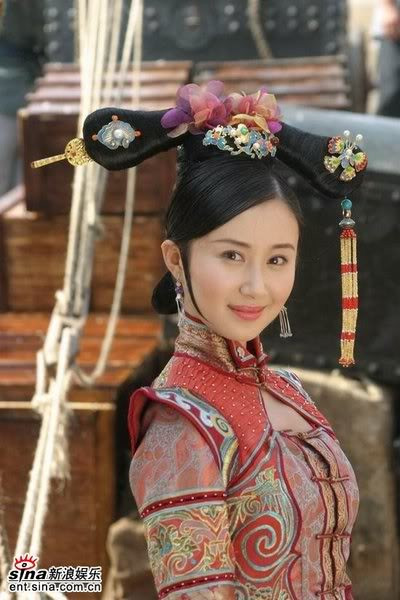 Chính cô công chúa vừa hung dữ vừa quyến rũ như vậy đã khiến cho Tiểu Bảo không chống đỡ nổi, Kiến Ninh phiên bản này đặc sắc chưa từng có, chỉ đáng tiếc đã bị cắt bỏ không ít cảnh phim.