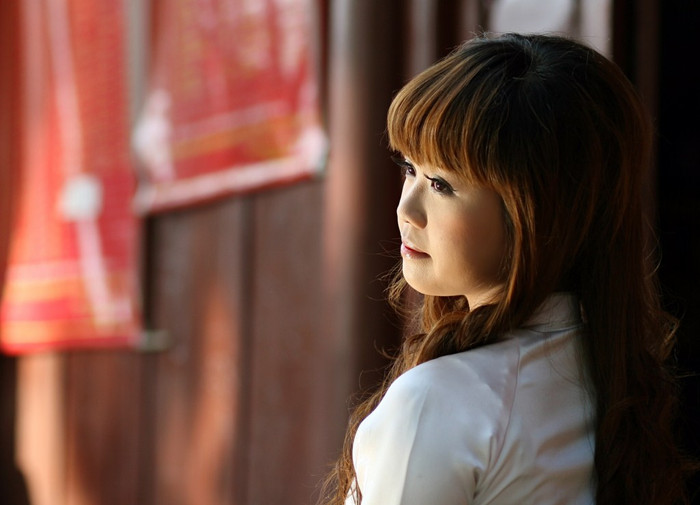 Sở thích của mình là đi ăn uống, xem phim, chụp ảnh và đi mua sắm cùng bạn bè.