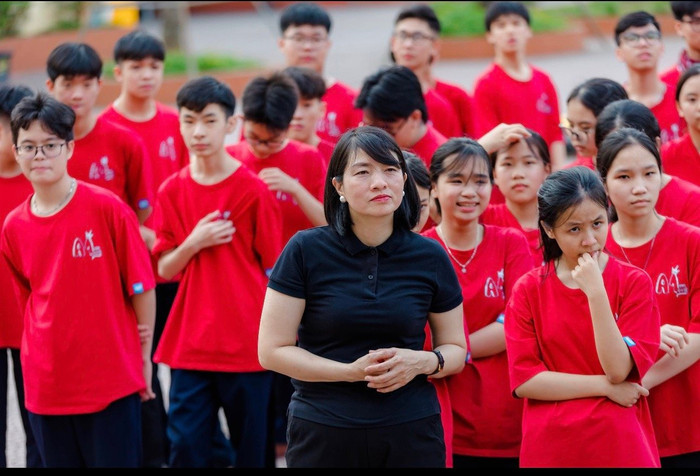 Cô giáo Phạm Thị Thu Thoa là người truyền lửa cho học sinh học môn Toán (Ảnh: NVCC) Cô giáo Phạm Thị Thu Thoa là người truyền lửa cho học sinh học môn Toán (Ảnh: NVCC)