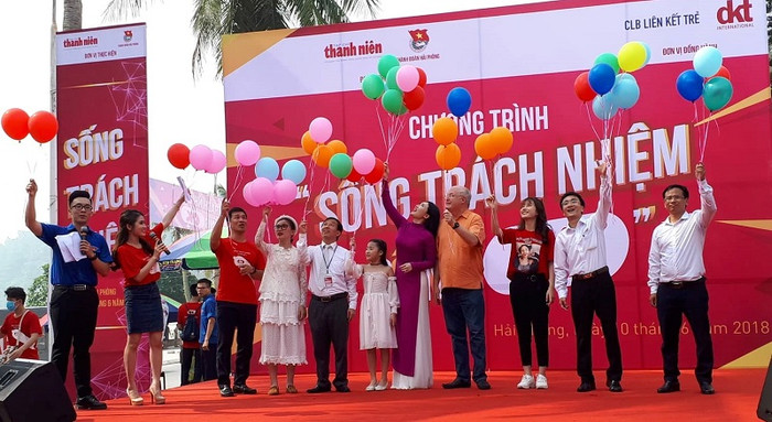 Hơn 300 học sinh, sinh viên được tuyên truyền về giáo dục giới tính Hơn 300 học sinh, sinh viên được tuyên truyền về giáo dục giới tính