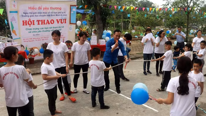 Nhiều hoạt động vui chơi cho các cháu ở trường mầm non Bình Minh. Ảnh: Nhân vật cung cấp. Nhiều hoạt động vui chơi cho các cháu ở trường mầm non Bình Minh. Ảnh: Nhân vật cung cấp.