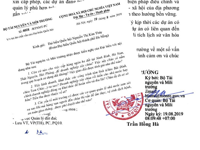 Văn bản của Bộ trưởng Bộ Tài nguyên và Môi trường Trần Hồng Hà trả lời chất vấn đại biểu Quốc hội Nguyễn Thị Kim Thúy. Ảnh: TD. Văn bản của Bộ trưởng Bộ Tài nguyên và Môi trường Trần Hồng Hà trả lời chất vấn đại biểu Quốc hội Nguyễn Thị Kim Thúy. Ảnh: TD.