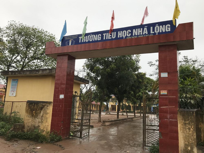 Trường Tiểu học Nhã Lộng, huyện Phú Bình, tỉnh Thái Nguyên nơi có nhiều học sinh bị ngộ độc sau khi dùng sữa Fami Vinasoy. Ảnh: Tùng Dương. Trường Tiểu học Nhã Lộng, huyện Phú Bình, tỉnh Thái Nguyên nơi có nhiều học sinh bị ngộ độc sau khi dùng sữa Fami Vinasoy. Ảnh: Tùng Dương.