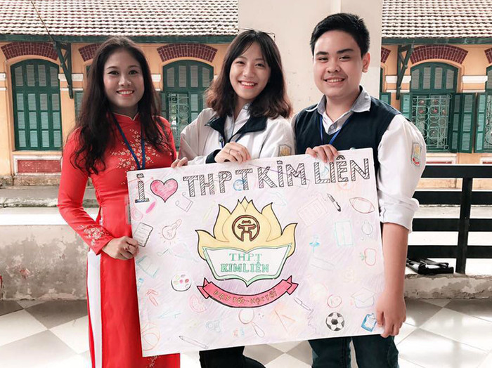 Cô Dương Hồng Hạnh và học sinh dự thi thi Intel Isef năm 2016. Cô Dương Hồng Hạnh và học sinh dự thi thi Intel Isef năm 2016.