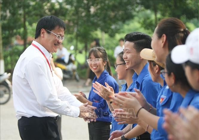 Chiều 25/6/2019, đoàn công tác của Bộ Giáo dục và Đào tạo do Thứ trưởng Lê Hải An, Phó Trưởng ban thường trực Ban chỉ đạo thi quốc gia năm 2019 làm trưởng đoàn, tới kiểm tra và làm việc với Ban chỉ đạo thi quốc gia tỉnh Bắc Ninh. Ảnh: Thanh Tùng - TTXVN.