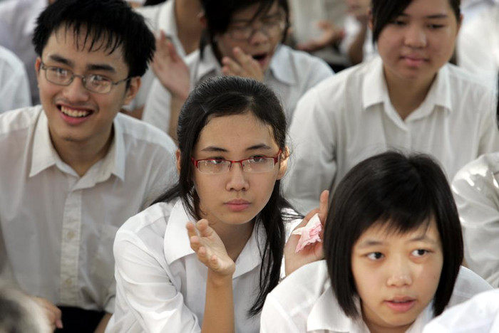 Chưa diễn ra kì thi thì đã có hơn 34 nghìn thí sinh không có cơ hội vào lớp 10 công lập vì thiếu chỉ tiêu. Ảnh minh họa - Tùng Dương. Chưa diễn ra kì thi thì đã có hơn 34 nghìn thí sinh không có cơ hội vào lớp 10 công lập vì thiếu chỉ tiêu. Ảnh minh họa - Tùng Dương.